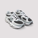 New Balance 2000 Sneakers