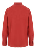 Ampie e camicie da fienile