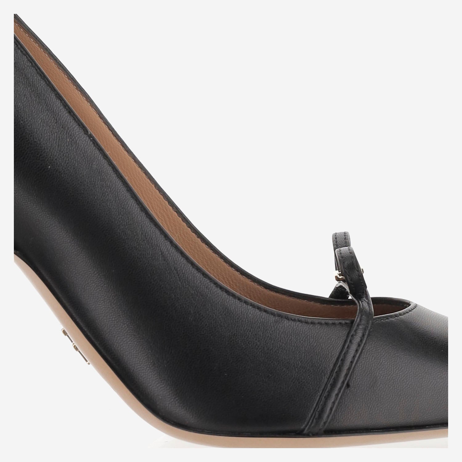 Salvatore Ferragamo Leather Pumps With Logo