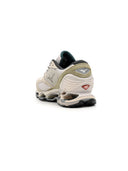 Mizuno sneakers