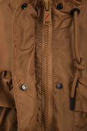 Efter etiketcoats brune
