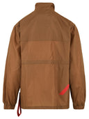 Efter etiketcoats brune