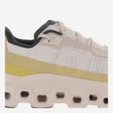 Al ejecutar las zapatillas de deporte CloudMonster Void