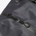 E vagare lo zaino in nylon con logo