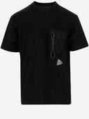 E vagare la maglietta con logo e gancio a scatto