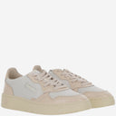Autry Low Medalist Leather Sneakers