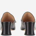 Mulas de cuero Chloè con encantos