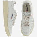 Sneaker medaglia a bassa medaglia Autry