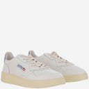 Autry Low Medalist Leather Sneakers