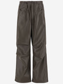 Pantalon en nylon foncé