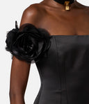 Robe franchise Elisabetta avec des fleurs appliquées