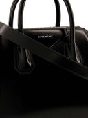 Kleine Antigona-Handtasche von Givenchy aus schwarzem Leder