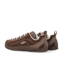 Scarpe da ginnastica appassionate