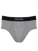 Tom Ford resumen con logotipo