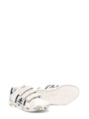 Premiata zijn sneakers met klittenband