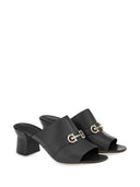 Ferragamo doppio gancio muli