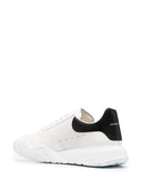 Sneaker in pelle di Alexander Mc Queen Court