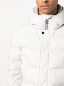 Chaqueta con capucha de reus kired