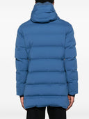 Chaqueta con capucha de reus kired