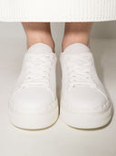 Chloè Lauren Leather Sneakers