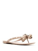 Valentino Garavani Rockstud橡胶丁字裤凉鞋