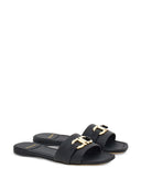 Ferragamo Gancini lederen platte sandalen