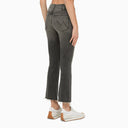 Mère X marque le jean de trompette spot