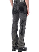 Chi decide i jeans di guerra