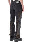 Chi decide i jeans di guerra