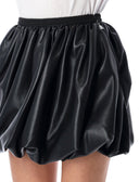 Tourner les jupes noires