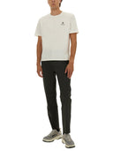 Camiseta de premiata con logotipo