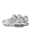Asics-Turnschuhe