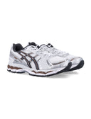 Asics-Turnschuhe