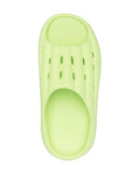 ugg foamo 슬라이드