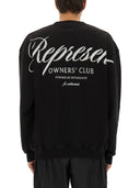 Representar a la sudadera "Propietarios Club Script"