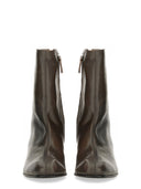 حذاءنا القديم "Karasu"