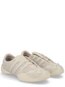 Y Sneaker "Regu 2002".