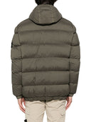 Wattierte Daunenjacke von Stone Island mit Kapuze