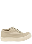 حذاء رياضي "Vintage Sneaks" من ريك أوينز