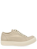 حذاء رياضي "Vintage Sneaks" من ريك أوينز