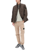 Stone Island – Cargohose mit Logo-Aufnäher