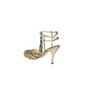 Cabeceo With Heel
