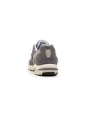 Mizuno sneakers