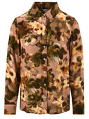 Ampie e camicie da fienile