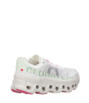 Op sneakers