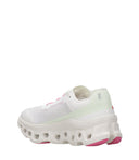 Op sneakers