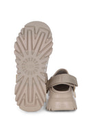 Ugg "Peak mod" tøfler laget av stoff og gummi