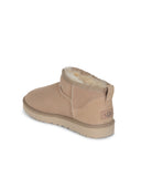 STIVALI UGG "Classic Ultra Mini" realizzato in pelle scamosciata