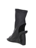 Vic Matiè -laarzen gemaakt van leer.