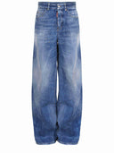 Dsquared2 "Traveller Jean" tillverkad i denim.